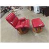 Image 1 : Leather/Leather Style Swivel Chair with Ottoman 