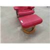 Image 4 : Leather/Leather Style Swivel Chair with Ottoman 