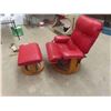 Image 5 : Leather/Leather Style Swivel Chair with Ottoman 