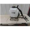 Image 1 : Chapin 15 Litre Back Pack Sprayer 