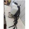 Image 3 : Chapin 15 Litre Back Pack Sprayer 