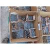 Image 2 : Screws, Bolts, Hardware, Clips 