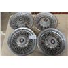 Image 1 : 4 Buick 15 3/4'' Hub Caps