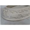 Image 3 : Oval Shaped Ceiling Medallion