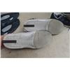 Image 5 : Curling Shoes Size 10 1/2 and 7 1/2  with Carrying Bag