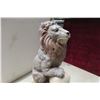 Image 4 : Yard Ornament Lion 25'' Tall
