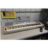 Image 1 : Yamaha Portable Grand DGX-620 Keyboard with Power 