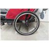 Image 4 : Instep Bicycle Pulling 2 Toddlers Cart with Flags & Rain 