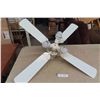 Image 1 : Ceiling Fan with Lights (17'' Blades) 