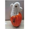Image 2 : IPL Pumpkin Ghost Blow Mold 24'' H 