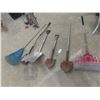 Image 1 : 6x Hand Yard Tools: Spade Shovels Rakes