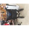 Image 3 : Wheelchair / Walker 