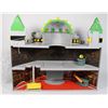 Image 3 : NINTENDO BOWSERS CASTLE PLAYSET WITH FIGURINES