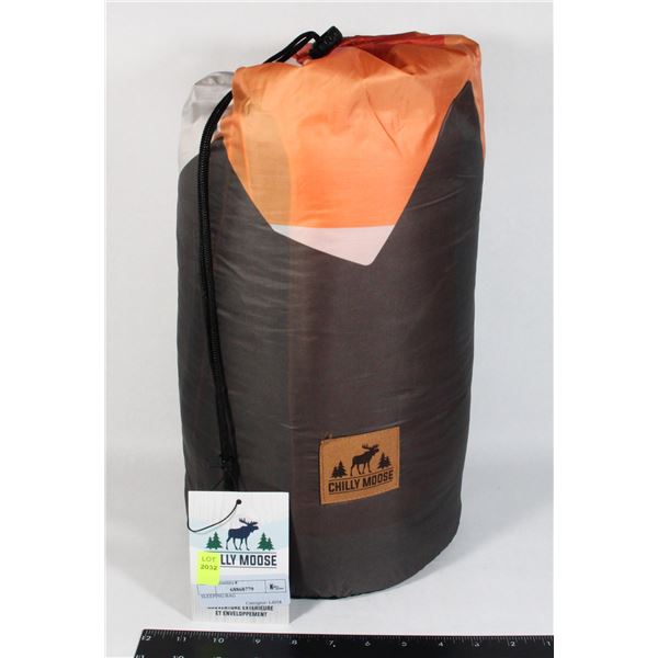 CHILLY MOOSE SLEEPING BAG WITH TAG
