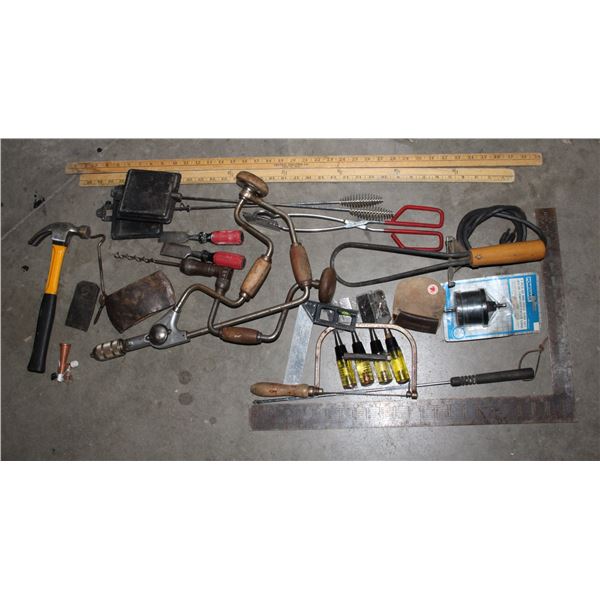 BOX OF VINTAGE TO MODERN TOOLS AND MORE