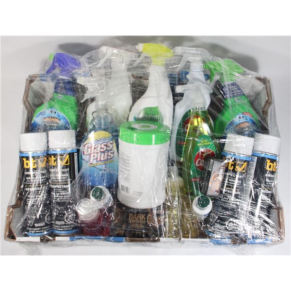 BOX OF CLEANING SUPPLIES INCLUDING COMET