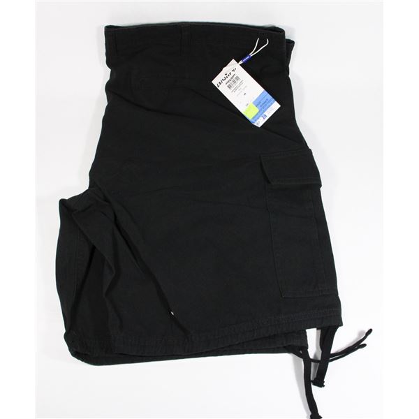 BRAND NEW WITH TAGS MENS BLACK SHORTS SIZE 46 100%