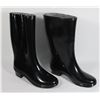 Image 1 : MADE IN CANADA RUBBER BOOTS SIZE 7