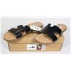 Image 1 : SIZE 9 WOMEN'S STEVE MADDEN SLIDES
