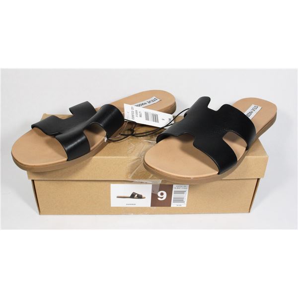 SIZE 9 WOMEN'S STEVE MADDEN SLIDES