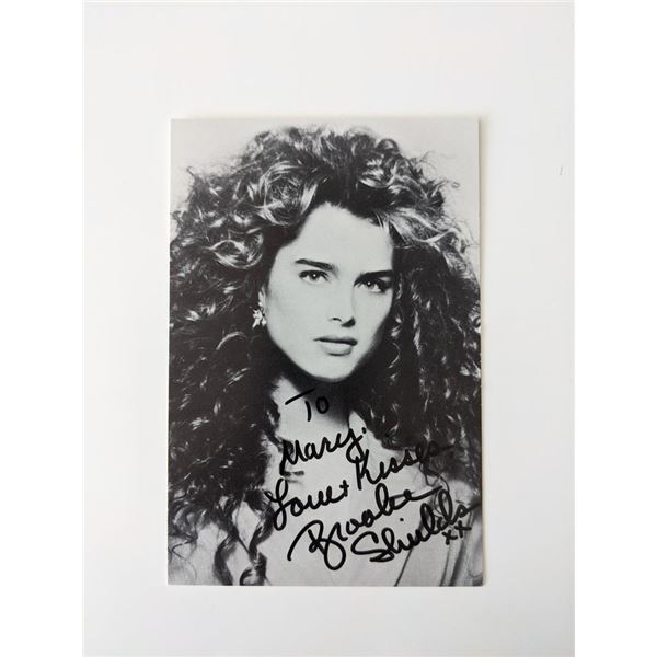 Model Brooke Shields signed photo
