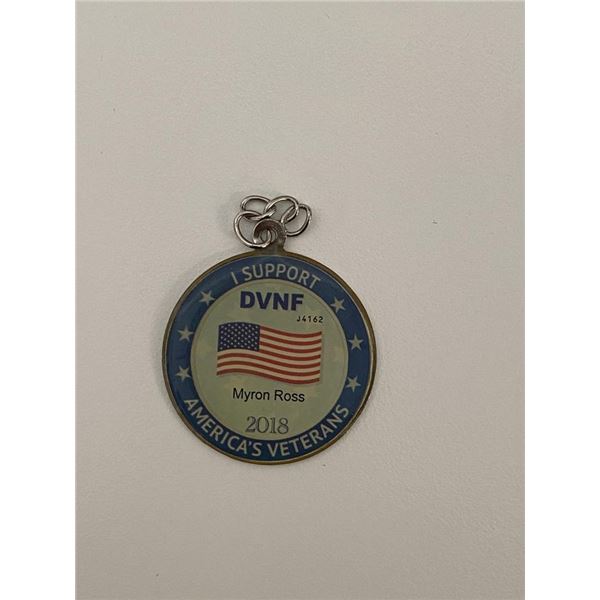 I Support America's Veterans pin