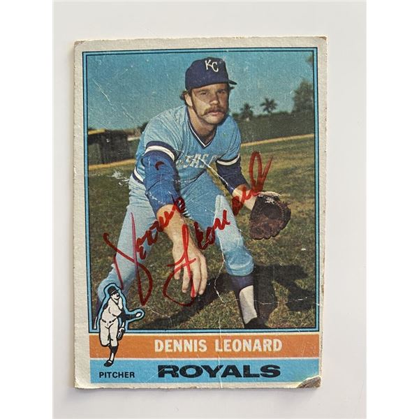 Kansas City Royals Dennis Leonard 1976 Topps #334 signed trading card