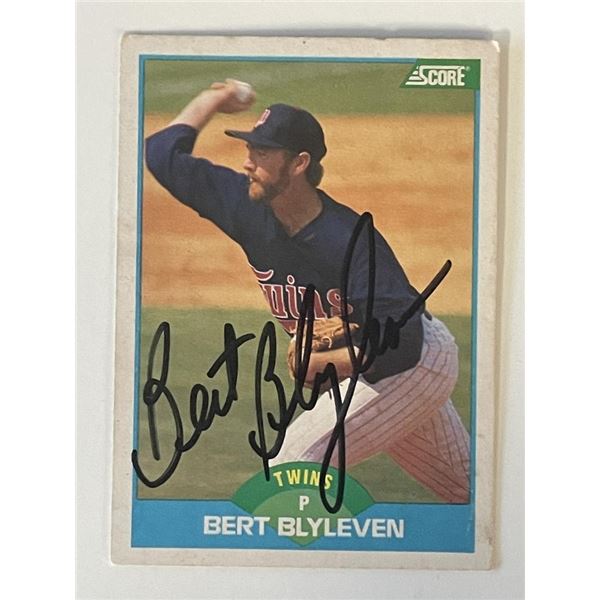 Minnesota Twins Bert Blyleven  1989 Score #215 signed trading card