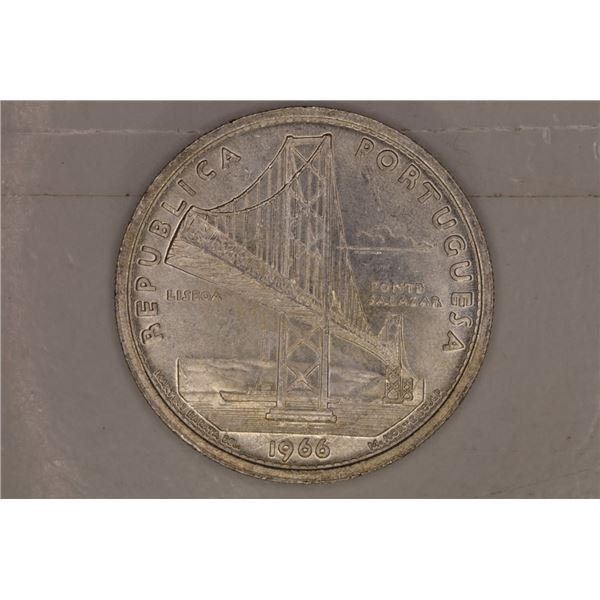 1966 PORTUGUESA SILVER UNC 20 ESCUDOS .209 OZ