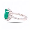 Image 2 : 3.13 ctw Emerald and 0.57 ctw Diamond Platinum Ring