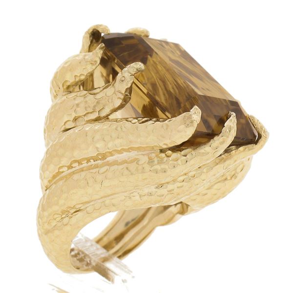 18K Yellow Gold Large Emerald Cut Citrine Hammered Finish Cocktail Ring