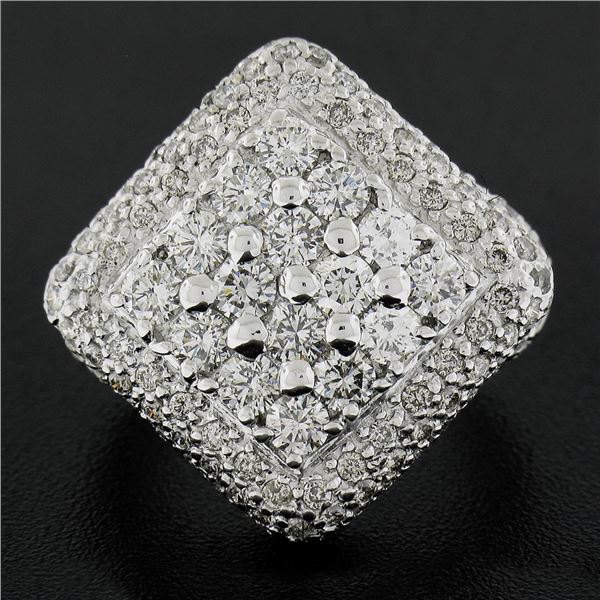 18K White Gold 3.08 ctw Round Brilliant Fiery Diamond Square Shape Platter Ring