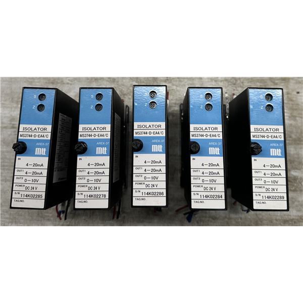 (5) MTT #MS3744-D-EA4/C Isolators