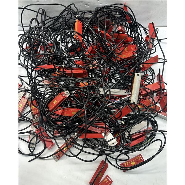 Lot of STI #CM-S221 Safety Switches