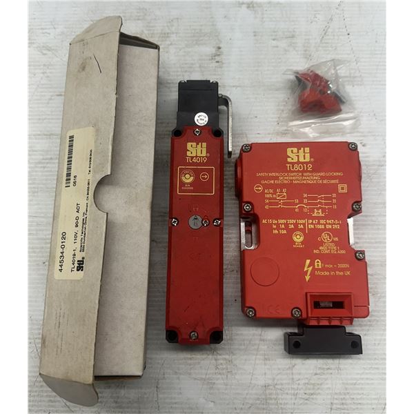 (3) Sti Safety Interlock Switches