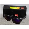Image 1 : NEW QUICK SILVER SUNGLASSES
