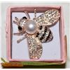 Image 1 : BEE BROOCH COSTUME ROSE GOLD TONED