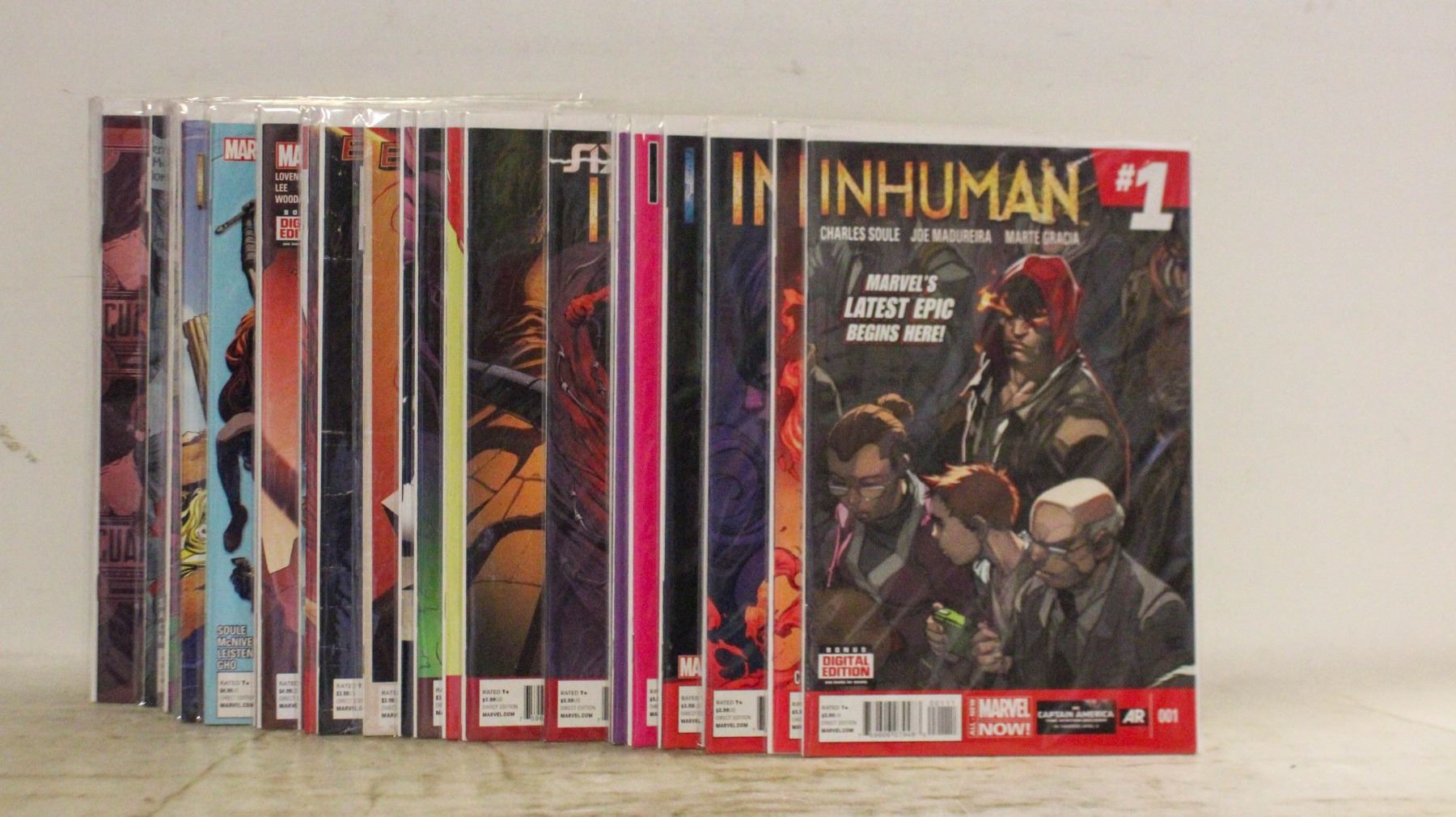 Marvel Inhumans Book INHUMANS MARVEL COMICS 29 BOOK LOT