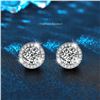 Image 1 : 1 CT GRA CERTIFIED CLASSIC STYLE ROUND BRILLIANT