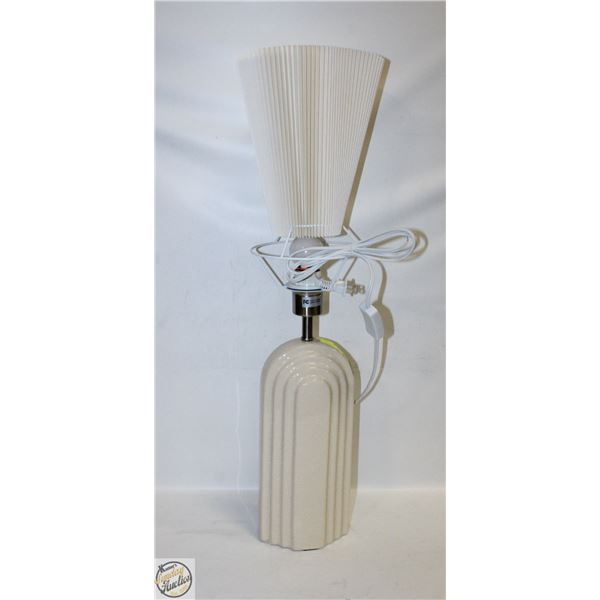 BRAND NEW MEDIEVAL RETRO TABLE LAMP
