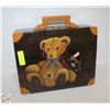 Image 1 : BEAR SUITCASE FOR DOLL CLOTHES