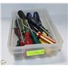 Image 1 : LOT OF VARIOUS SCREWDRIVERS
