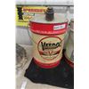 Image 2 : 2 5gal Pails Veedol - Motor Oil + BullDog