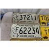 Image 2 : (12) Manitoba License Plates 1960s/70s 