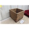 Image 2 : Imperial Oil Thresher Hard Oil Crate 8'' x 9'' x 9 1/2'' 