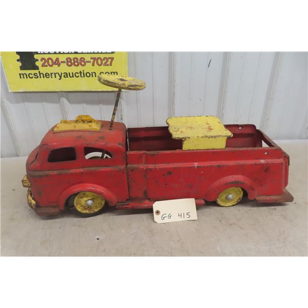 Wyandotte Pressed Metal Ride on Fire Truck 30x7x9 1/2