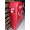 Image 2 : Vendo 39 Coca Cola Upright Drink Machine