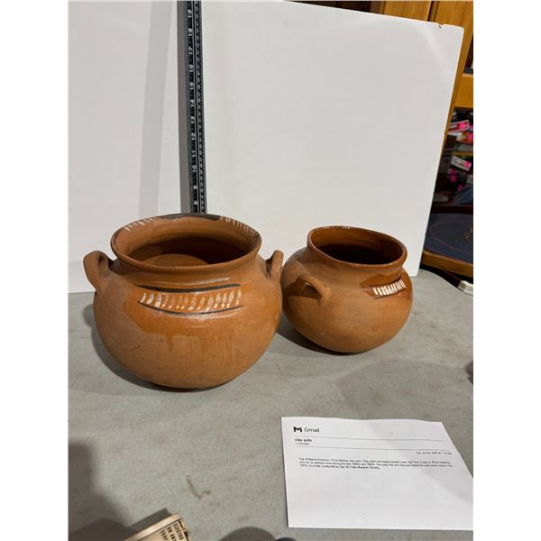 Pair of Native American/1st Nations clay pots