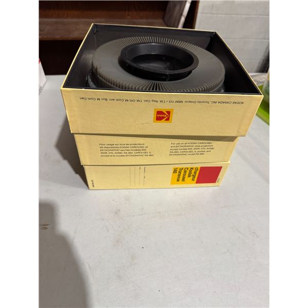 3 Kodak carousel