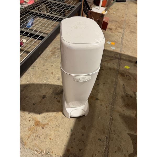 Diaper genie